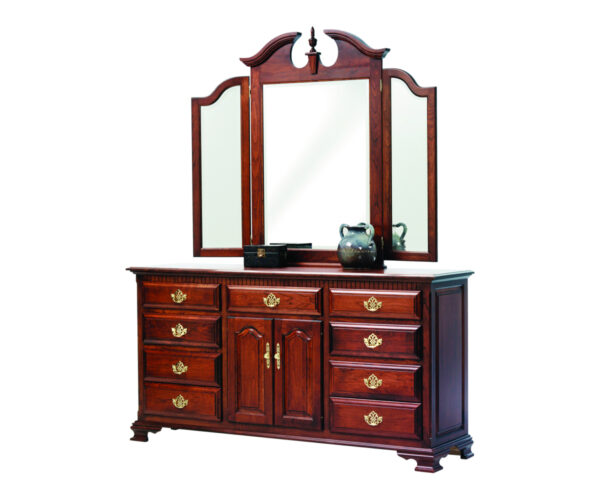 Victoria's Tradition 72" Dresser